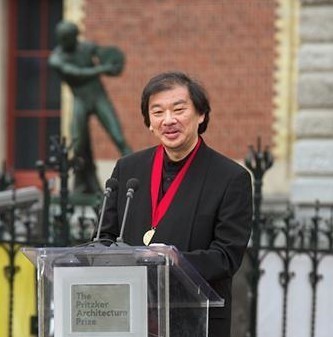 Ban Shigeru vcJ[z.jpg