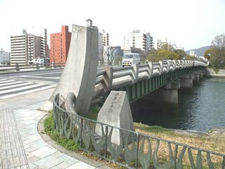 a勴@L.jpg