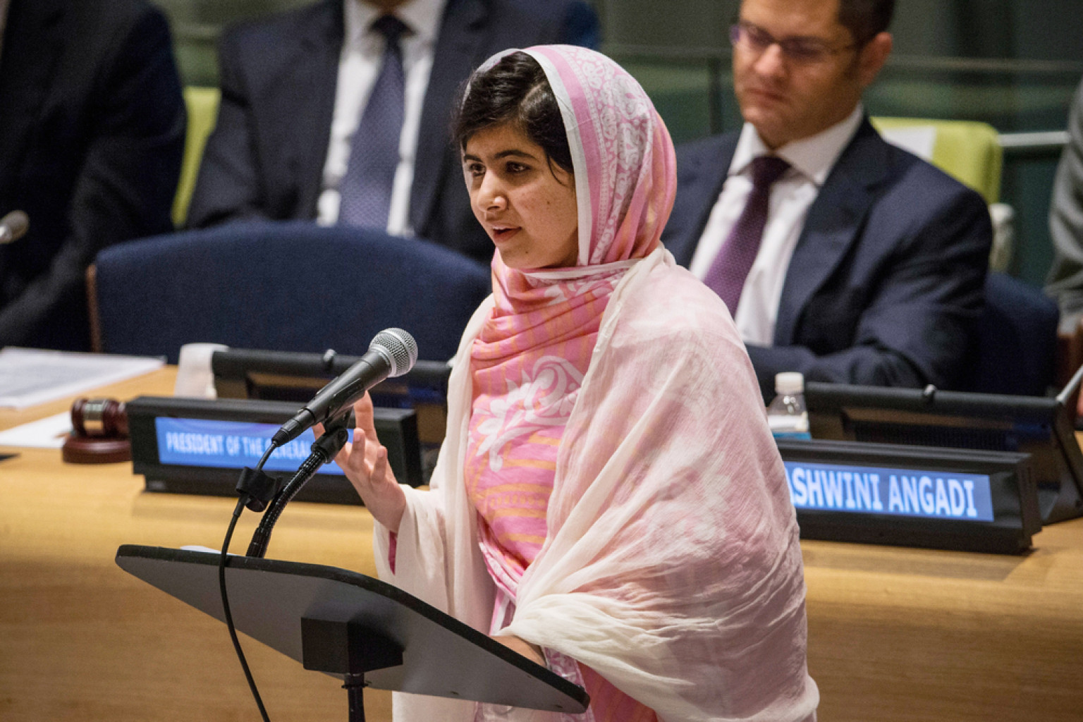 Malala Yousafzai Addresses United Nations Youth Assembly １ ついてるレオさん ｈａｐｐｙ ｅｎｇｌｉｓｈ ｓｃｈｏｏｌ