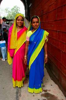 sari.jpg